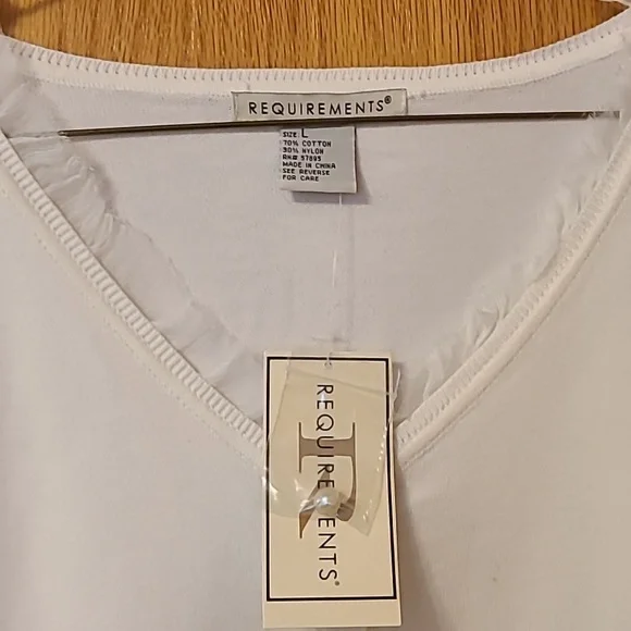 NWT Requirements Large Button Cardigan - Picture 2 of 4